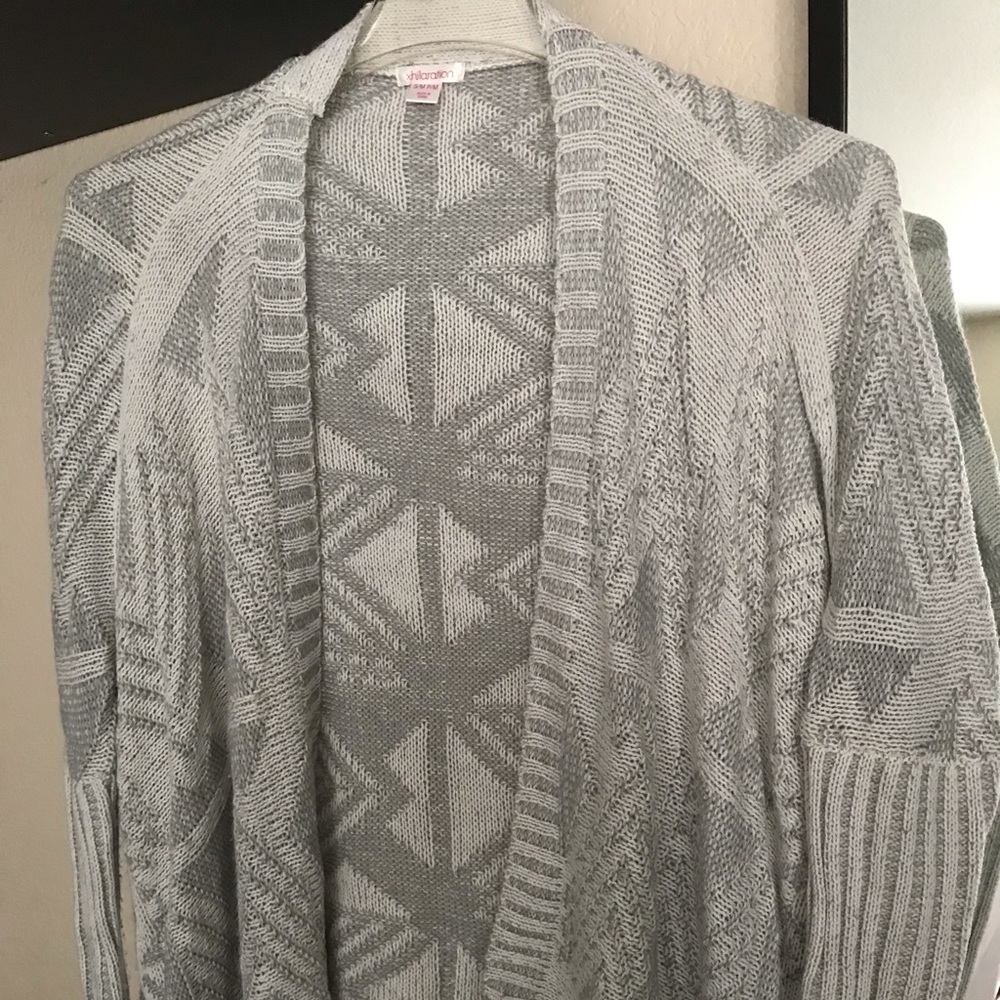 S/M Xhilaration sweater